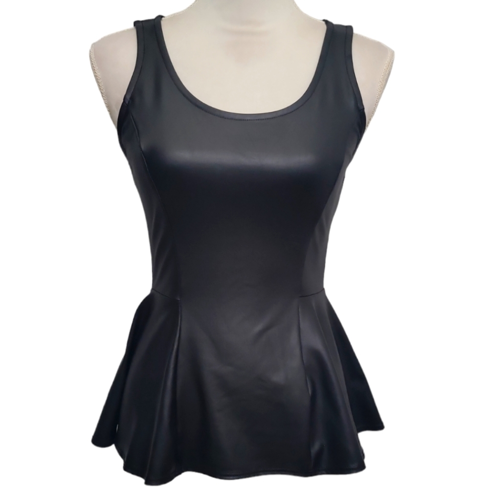 Kirra Black Faux Leather Tank Top Size Medium